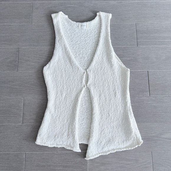 DISSH DION OFF WHITE BOUCLE KNIT VEST M Ivory Textured Boho Minimalist Top - Picture 11 of 12